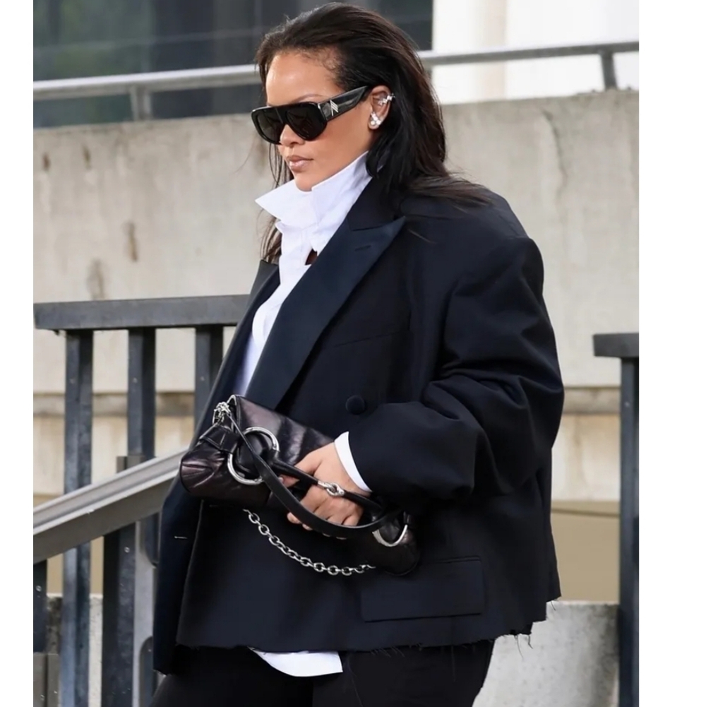 GUCCI Horsebit Chain Bag - Picture 3 of 15